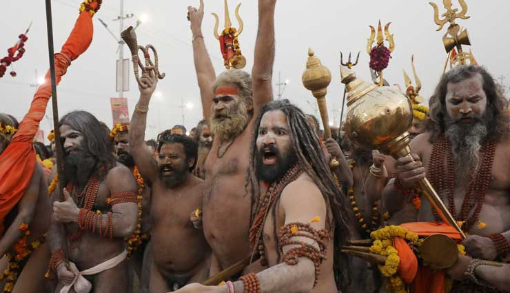 mahakumbh 2025,naga sadhus secrets,naga sadhus and kumbh mela,how naga sadhus know about kumbh mela,kumbh mela 2025,naga sadhus practice,himalayan naga sadhus,naga sadhus and mahakumbh,kumbh mela secrets,naga sadhus rituals