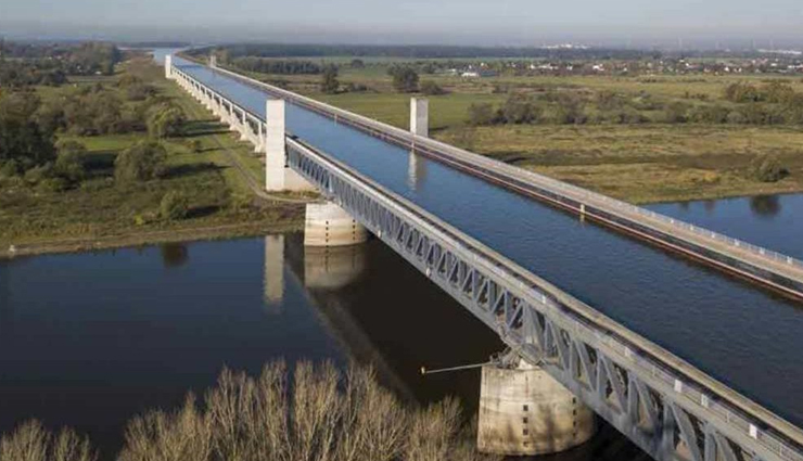 6 Navigable Aqueducts Around The World - lifeberrys.com