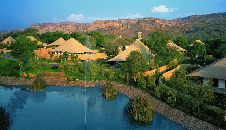 5 beast honeymoon spot resorts in rajasthan,the tree house resort,jaipur,the oberoi vanyavilas,sawai madhopur,rajputana udaipur – a justa resort,the pushkar bagh resort,the shiv vilas resort