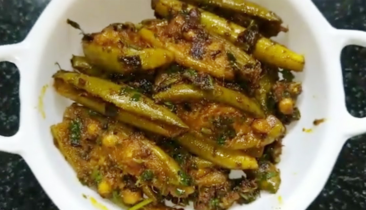 Recipe- Masala Parwal Sabji is a Healthy Dish - lifeberrys.com