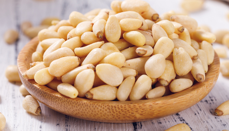 5 Well Known Health Benefits Of Pine Nuts - Lifeberrys.com