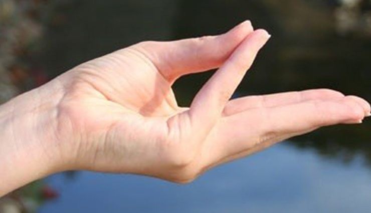 pran mudra yoga,benefits of doing yoga,yoga,international yoga day ,प्राण मुद्रा,प्राण मुद्रा के तरीके,हेल्थ,योग,योगा डे