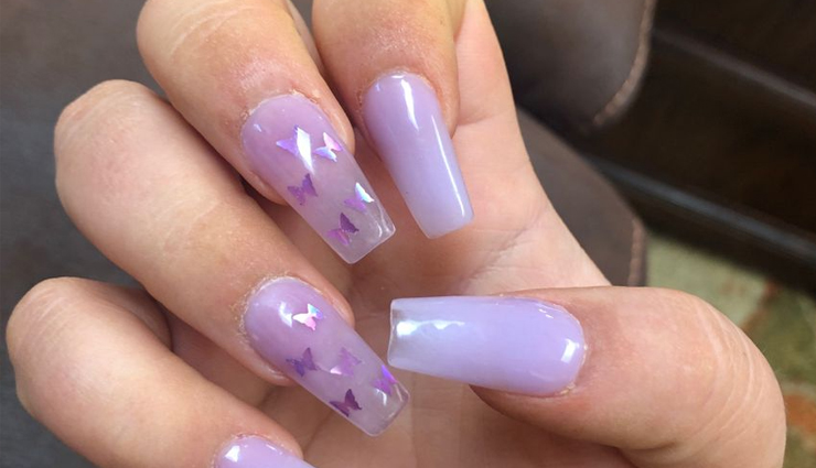 light purple nails with butterflies short