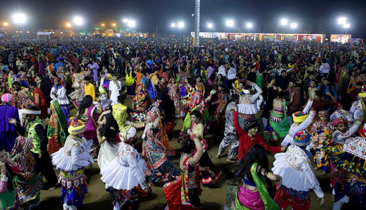 Navratri 2024: 13 Places To Enjoy Garba In Gujarat - Lifeberrys.com