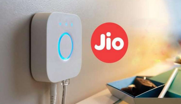 Reliance Jio Fiber के बारे में जानें सबकुछ, ऐसे करें बुकिंग, मिलेंगे ये प्लान्स