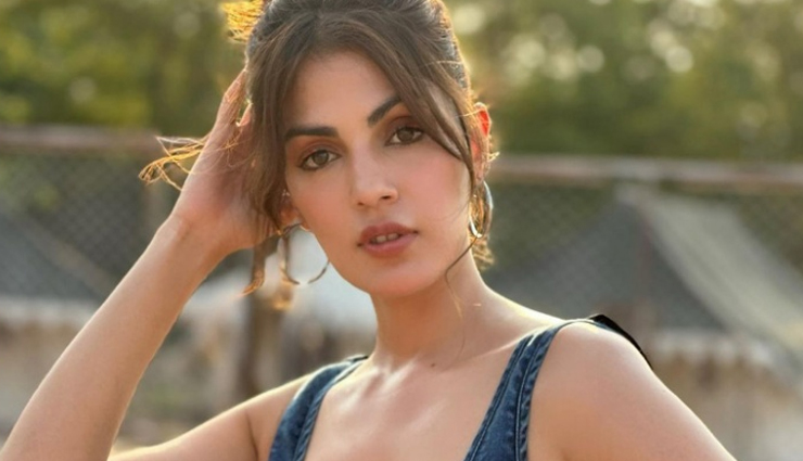 rhea chakraborty,actress rhea chakraborty,sushant singh rajput,actor sushan,rhea sushant,sushant death,rhea acidity,rhea chapter 2