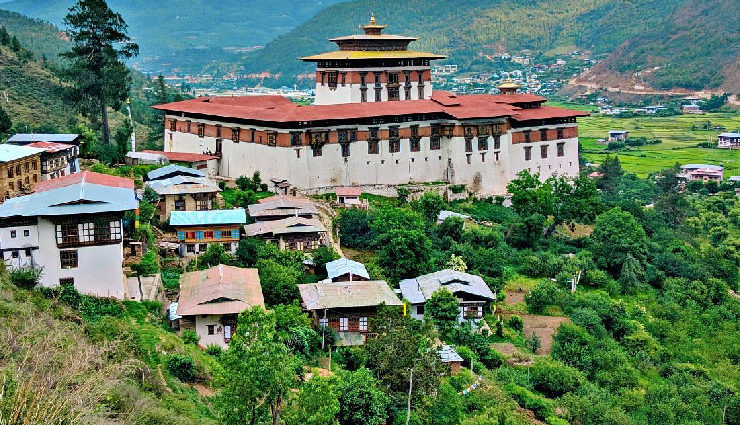 6 Magical Wonders You Must Visit in Bhutan - lifeberrys.com