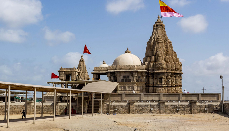 10 Places You Must Visit In Dwarka For Spiritual Experiences ...