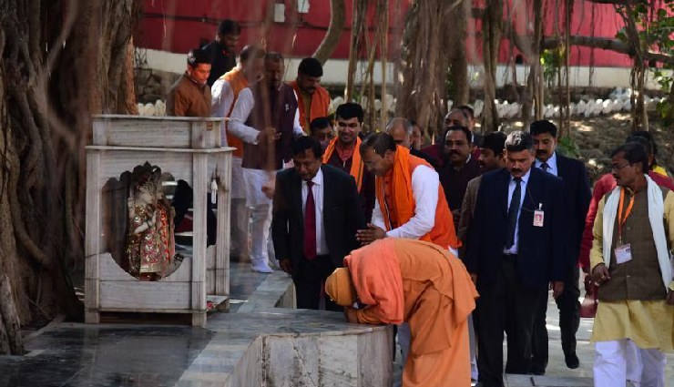 maha kumbh 2025,prayagraj temples,famous temples in prayagraj,must-visit temples maha kumbh,sankatmochan hanuman temple,veni madhav temple,patalpuri temple,nagavasuki temple,saraswati koop,akshay vat,temples in prayagraj,spiritual places in prayagraj,kumbh mela 2025 temples,best temples to visit in prayagraj,top temples maha kumbh