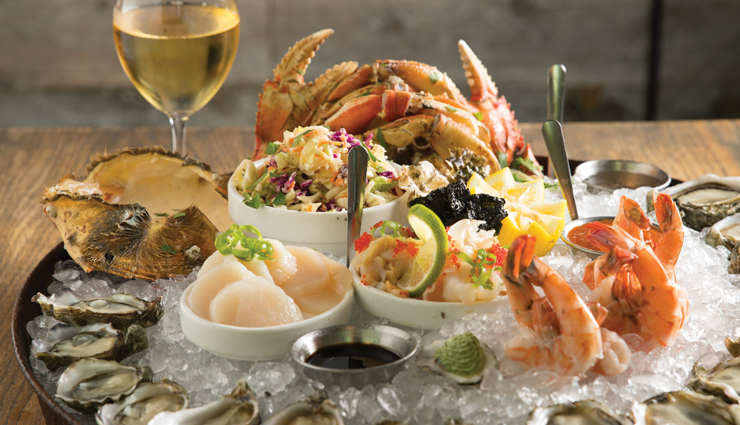 6 Delicious Seafood Restaurants To Visit In The Bahamas