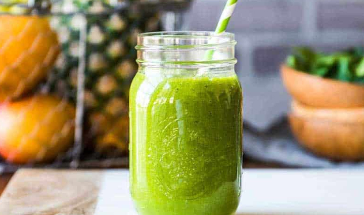 Recipe- Delicious Green Fruit Smoothie - lifeberrys.com