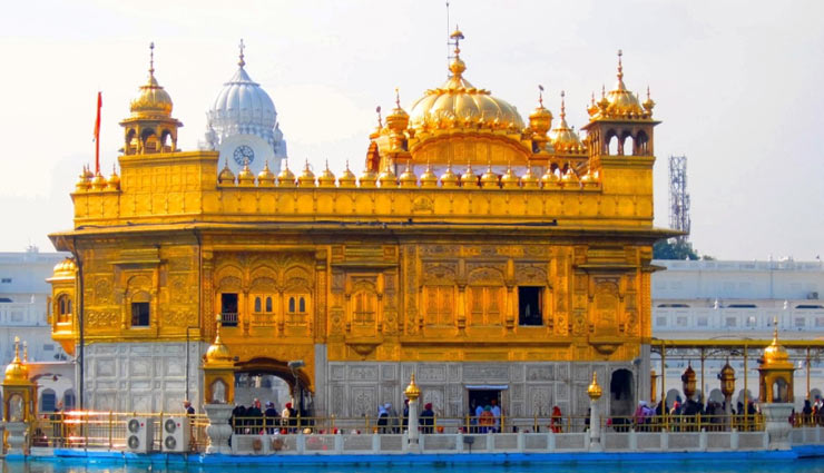 6 Renowned Gurudwara in The World - lifeberrys.com