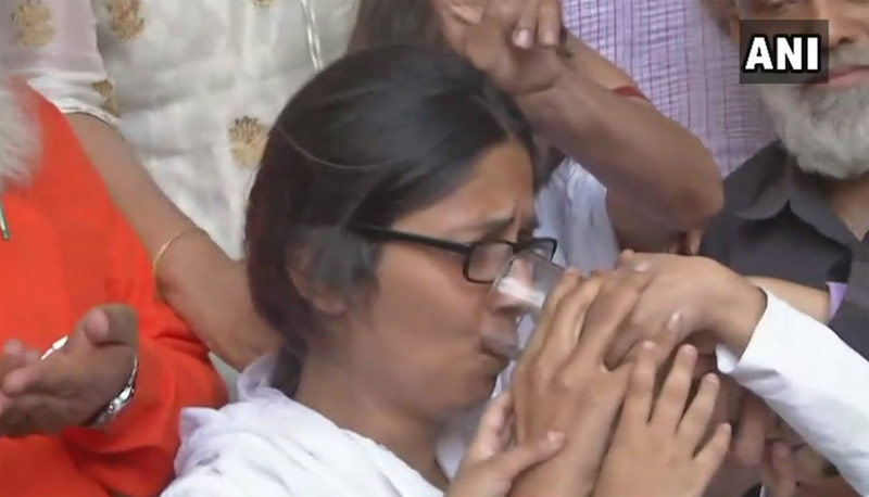 swati maliwal,hunger strike,delhi ,स्वाति मालीवाल,अनशन,भूख हड़ताल