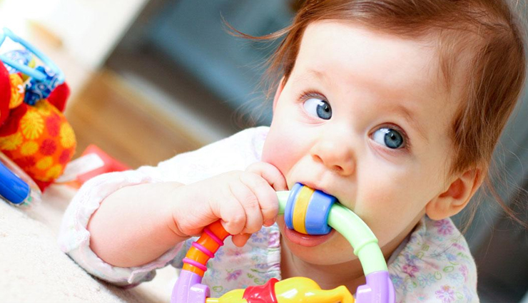 home remedies for teething babies,natural teething remedies for infants,how to soothe a teething baby at home,teething relief for babies,best home remedies for teething pain,natural ways to ease teething discomfort,safe teething remedies for babies,teething pain relief for infants,calming teething pain in babies naturally,effective remedies for teething babies