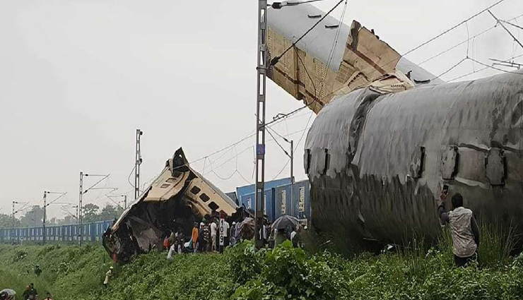 kanchenjunga express,train accident,train accident news