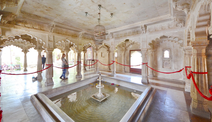 7 Beautiful Places You Must Visit in Udaipur - lifeberrys.com