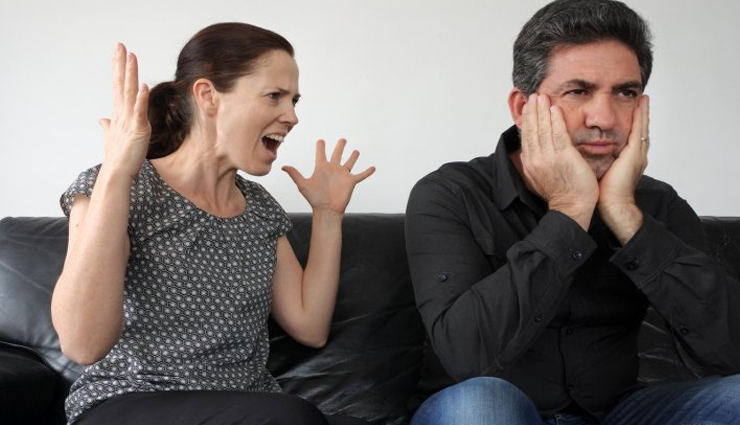 8 Signs You Are Settling In An Unhappy Relationship