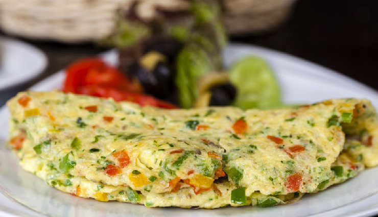 daily omelette breakfast health risks,is eating omelette every day bad for health,effects of daily omelette on health,breakfast omelette cholesterol increase,health benefits and risks of eating omelette daily