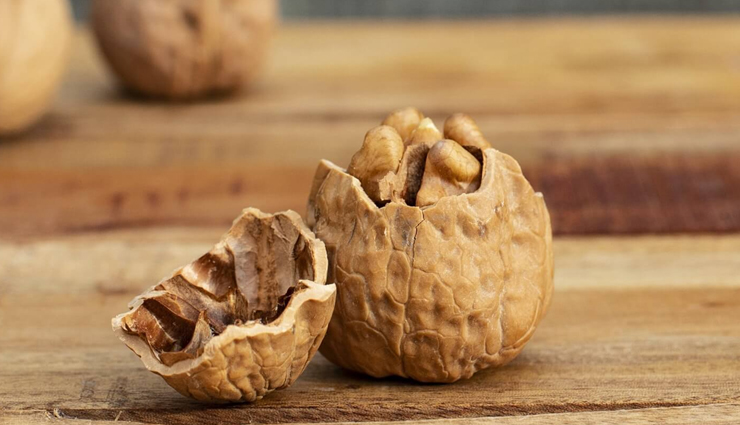 health benefits of walnut,nutritional benefits of walnuts,walnuts for brain health,benefits of eating walnuts daily,walnut benefits for heart health,why walnuts are good for you,walnuts for weight loss,walnut benefits for skin,omega-3 in walnuts,walnuts and cholesterol,antioxidants in walnuts,walnuts for hair growth,how walnuts improve health,eating walnuts for better sleep,walnut health benefits research.