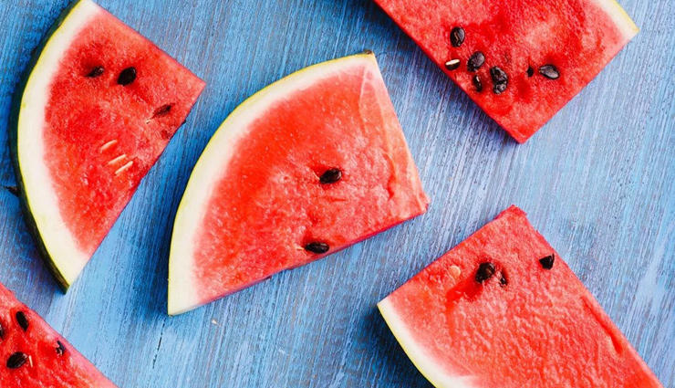 5 Health Benefits of Eating Watermelon Seeds - lifeberrys.com