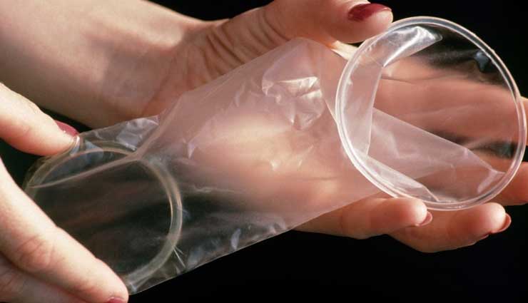 female condom ,सेक्स टिप्स, इंटीमेसी टिप्स 