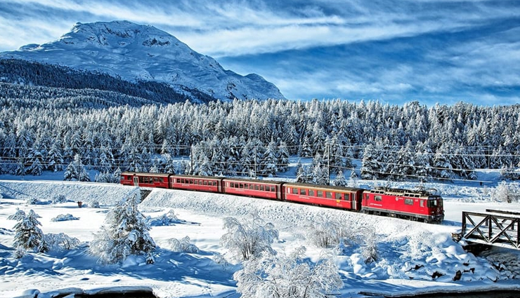 6 Scenic Train Trips Around The World To Take This Winters - lifeberrys.com